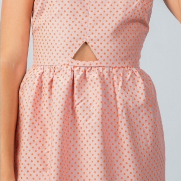 Very flattering great quality such nice material 👗PP is 18 1/2 - Picture 4 of 6